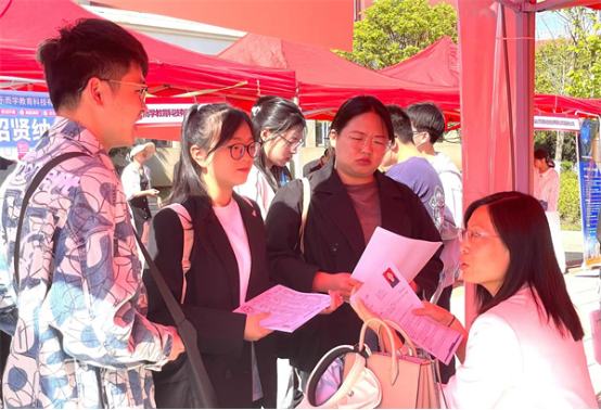 326af9cda5b14583a3b88ee824c04fd8